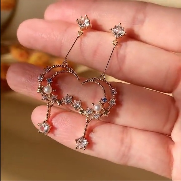 Moon and Star Earring, Celestial Pearl Earrings, Night Sky Drop Dangle - Picture 3 of 8